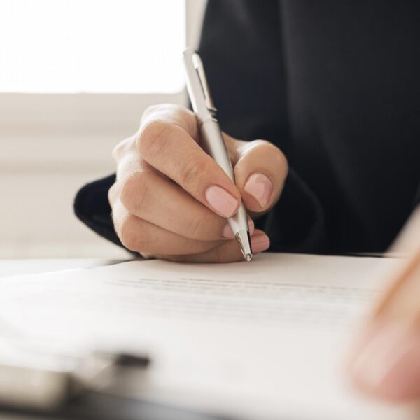 asesoría laboral en Valencia - firma